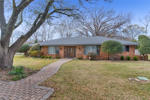 713 Briarwood Drive, Denison, TX, 75020 | Card Image