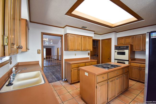 15019 Churchill Estates Blvd, House other with 3 bedrooms, 2 bathrooms and null parking in San Antonio TX | Image 15
