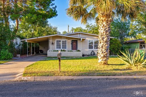 318 River Oaks St, San Angelo, TX, 76903-8646 | Card Image