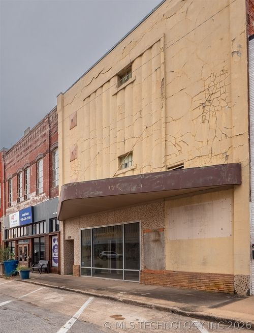 212 E Choctaw Ave, McAlester, OK, 74501-5026 | Card Image
