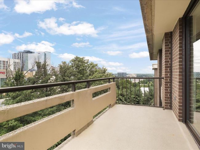APT-1418 - 1808 Old Meadow Rd, Condo with 1 bedrooms, 1 bathrooms and null parking in MCLEAN VA | Image 23