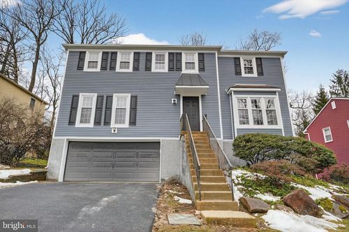 151 Eaton Dr, WAYNE, PA, 19087-3859 | Card Image