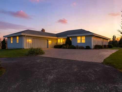 195 Clover Hill Ln, North Barrington, IL, 60010-2187 | Card Image