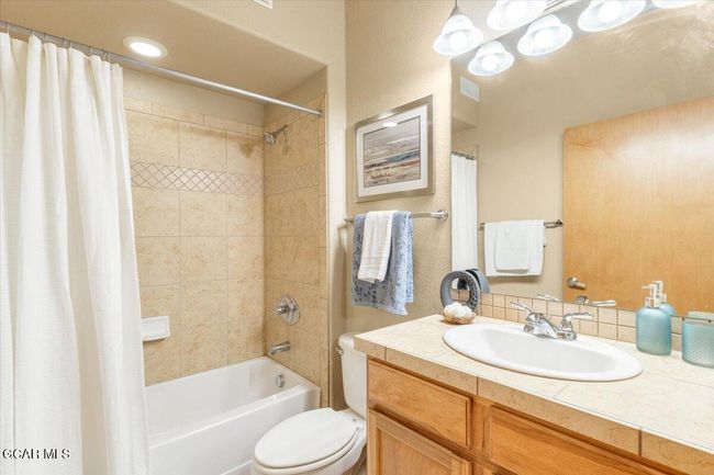 2nd Bathroom | Image 20
