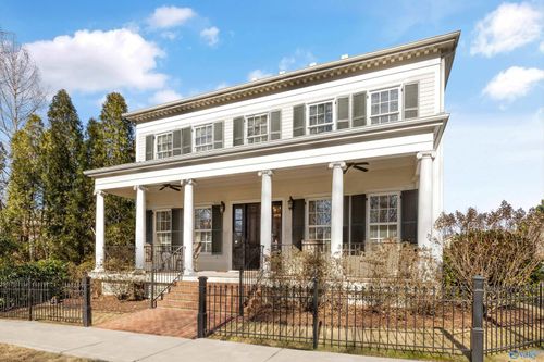 9 Thayer St Nw, Huntsville, AL, 35806-5247 | Card Image