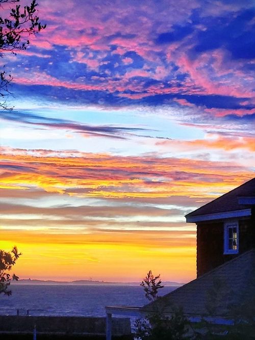 12 Andrews St, Gloucester, MA, 01930-1102 | Card Image