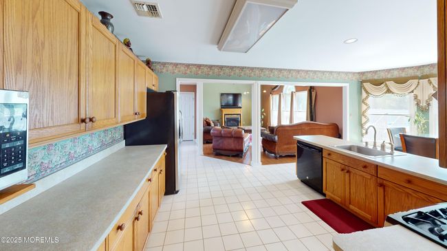 5 Samantha Dr, House other with 5 bedrooms, 4 bathrooms and null parking in Monroe NJ | Image 18