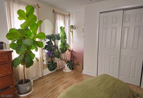 149 Broad St, Summit, NJ, 07901-3972 | Card Image