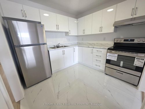 1346 Kennedy Rd, Scarborough, ON, M1P2L7 | Card Image