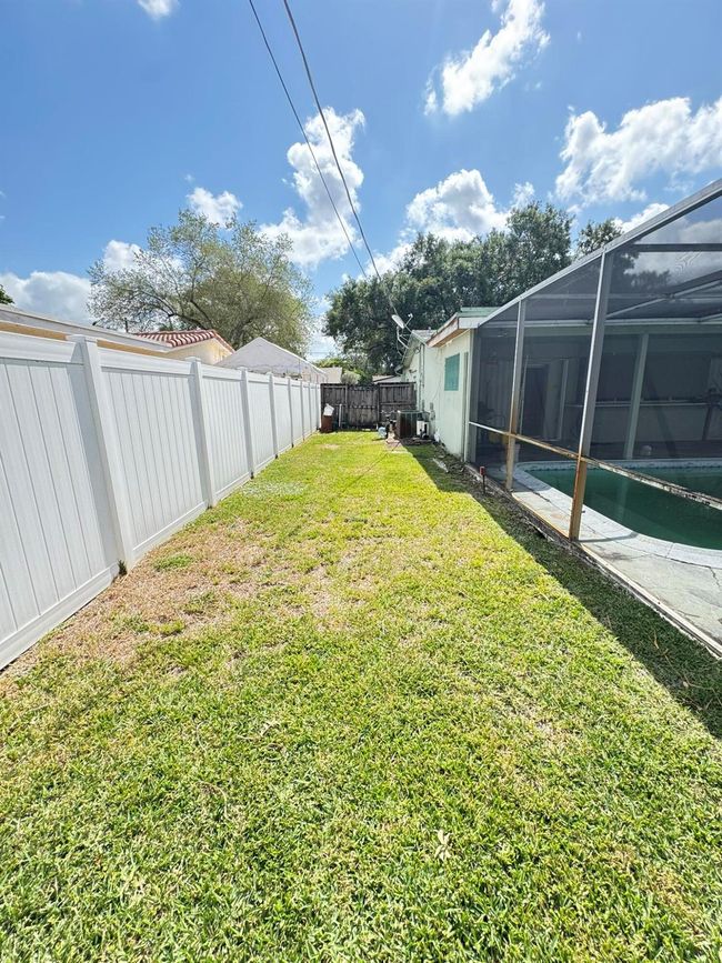 5013 Sw 88 Th Ter, House other with 3 bedrooms, 2 bathrooms and null parking in Cooper City FL | Image 27