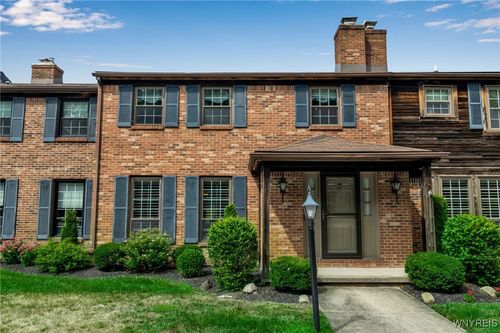 111 Cimarand Dr, Amherst, NY, 14221-1429 | Card Image