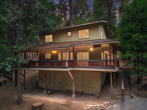 10667 Conifer Ln, Wofford Heights, CA, 93285-9535 | Card Image