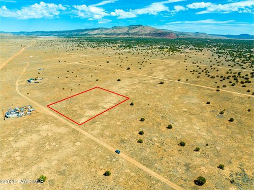 53257 N Arroyo Dr, Seligman, AZ, 86337 | Card Image