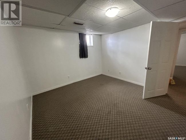 142 3rd St W, House other with 5 bedrooms, 2 bathrooms and null parking in Coronach SK | Image 16