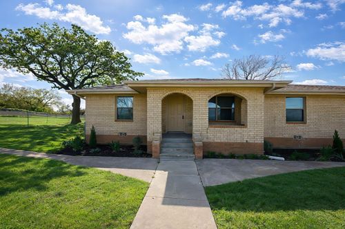 1119 Salt Creek Rd, Springtown, TX, 76082-3929 | Card Image