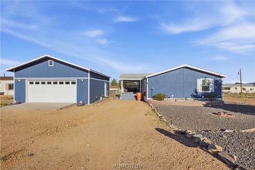 9219 N Bridlebit Ave, Kingman, AZ, 86401-8105 | Card Image