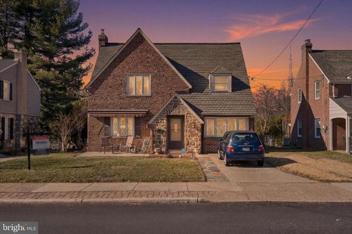 478 Aurania St, PHILADELPHIA, PA, 19128-4011 | Card Image