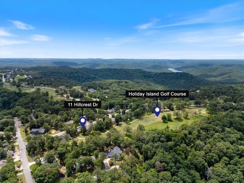 11 Hillcrest Dr, Holiday Island, AR, 72631-5212 | Card Image