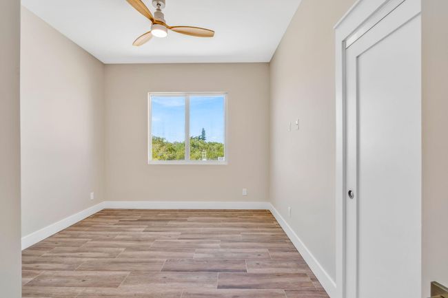 Guest Bedroom 2 | Image 29