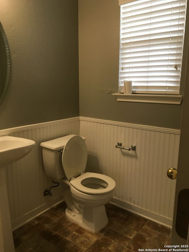 10115 Colt Xing, House other with 3 bedrooms, 3 bathrooms and null parking in Converse TX | Image 5
