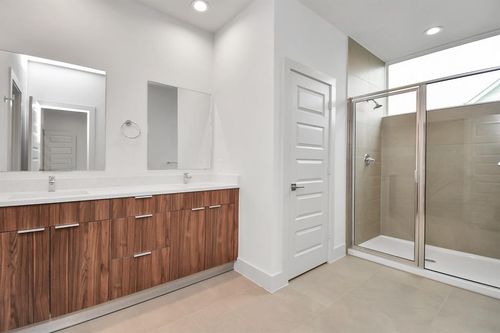 4403 Abaco Ln, Houston, TX, 77045-1734 | Card Image