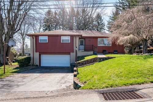 1211 Trent Dr, Latrobe, PA, 15650-2630 | Card Image