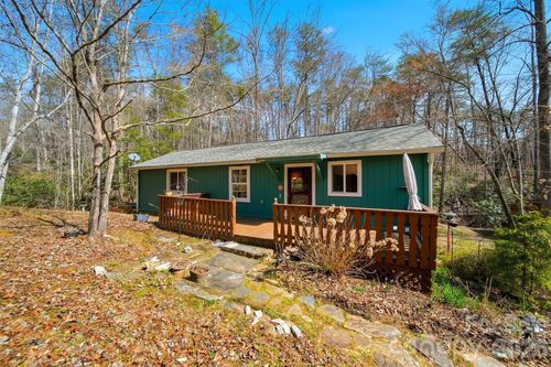 621 Wildlife Lake Rd, Old Fort, NC, 28762-6744 | Card Image