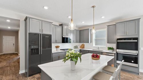 2153 Bluff Heights Drive, Shakopee, MN, 55379 | Card Image