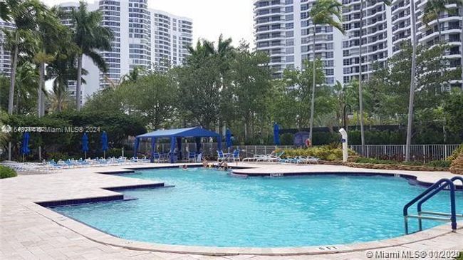 APT-3004 - 3500 Mystic Pointe Dr, Condo with 2 bedrooms, 2 bathrooms and null parking in Aventura FL | Image 12