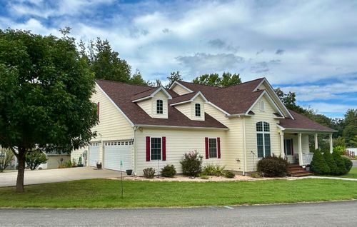 141 Cherokee Springs Ct, Jamestown, KY, 42629-7925 | Card Image