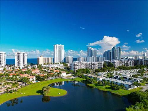 809-1000 Parkview Dr, Hallandale Beach, FL, 33009-2987 | Card Image
