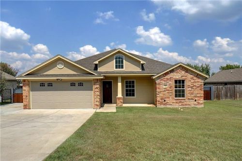 716 Wood Lane, Azle, TX, 76020 | Card Image