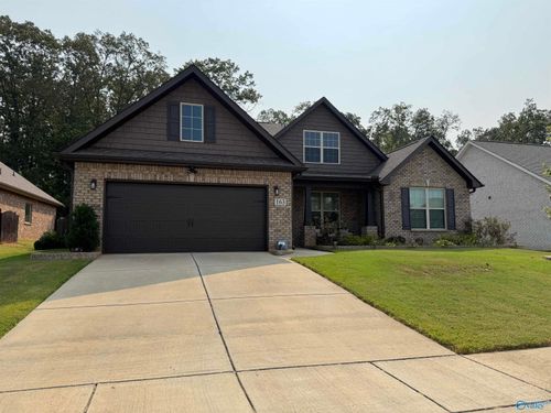 163 Dustin Ln Nw, Madison, AL, 35757-6927 | Card Image