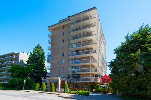 402-1390 Duchess Ave, West Vancouver, BC, V7T1H6 | Card Image