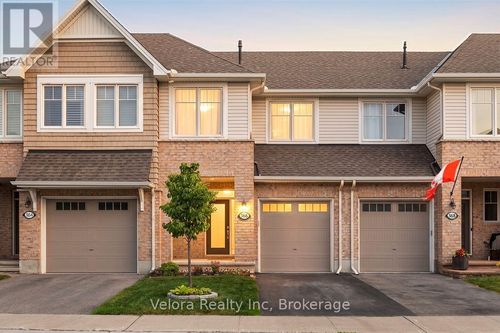 366 Warmstone Drive, Ottawa, ON, K2S0W5 | Card Image