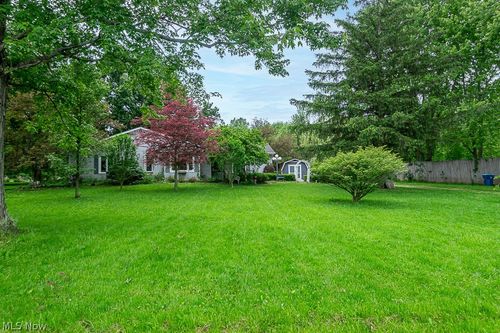 17404 Vermont St, Grafton, OH, 44044-9670 | Card Image