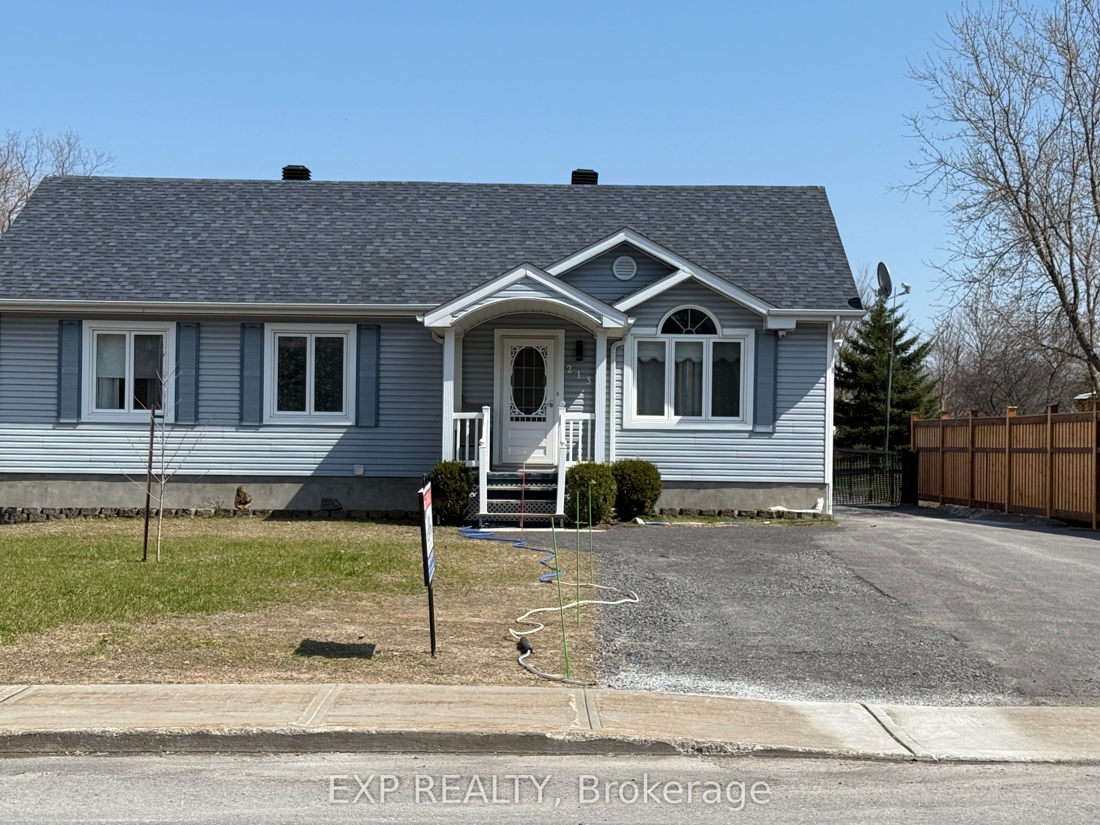 Residential in Champlain 2