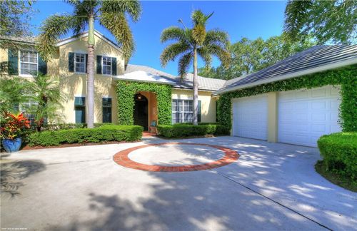 425 Indies Dr, Vero Beach, FL, 32963-9513 | Card Image
