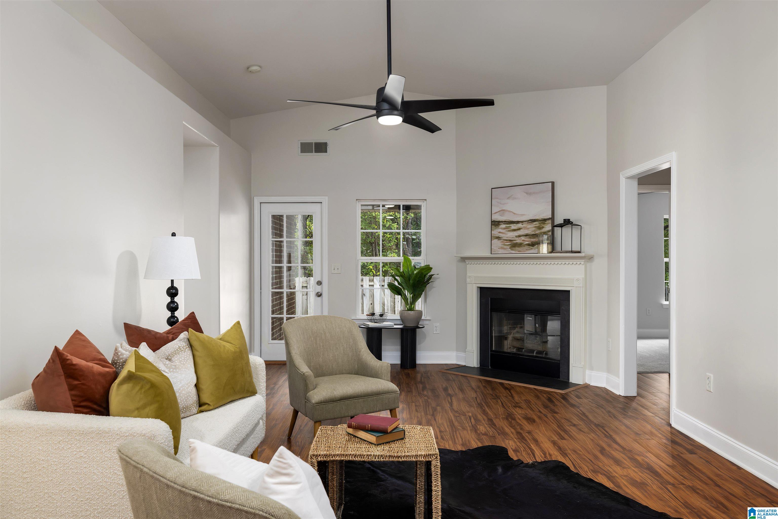 Ivy Hills Cir, Calera, AL 35040