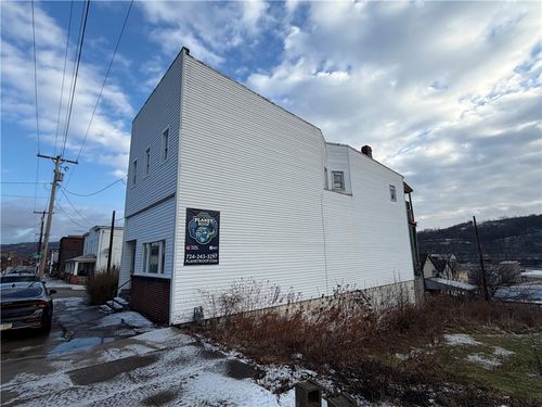 160 Mckean Ave, Donora, PA, 15033-1516 | Card Image