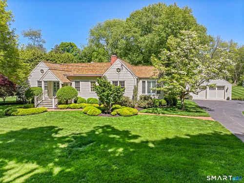 820 Hillside Rd, Fairfield, CT, 06824-2112 | Card Image