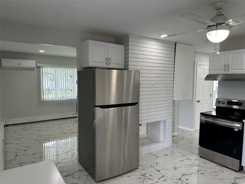 173 Bloomingdale Rd, Levittown, NY, 11756-5117 | Card Image