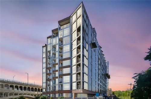 apt-817-2222 Detroit Ave, Cleveland, OH, 44113-2459 | Card Image
