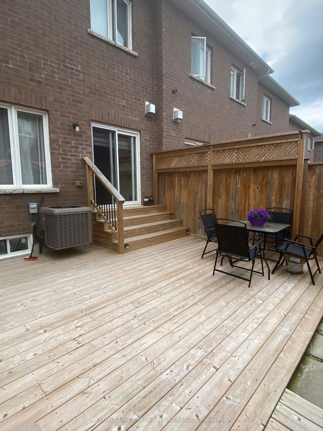 51 Prosser Cres, House attached with 4 bedrooms, 4 bathrooms and 3 parking in Sutton West ON | Image 34