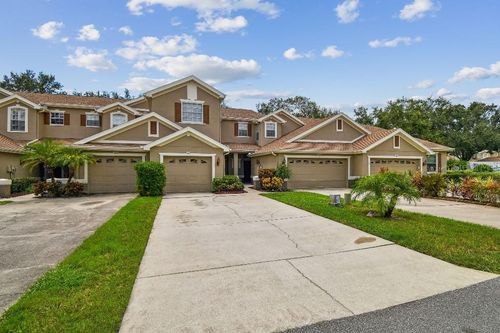 527 Spring Lake Cir, TARPON SPRINGS, FL, 34688-4972 | Card Image
