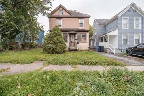 1615 Spring St, Syracuse, NY, 13208-1137 | Card Image