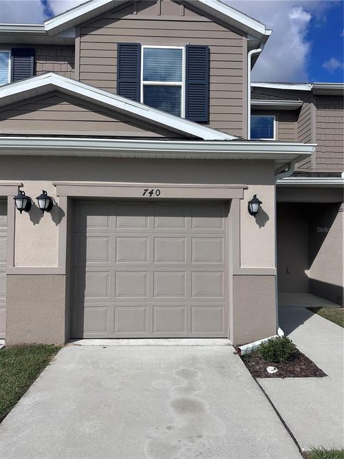 740 Stoney Point Cir, DAVENPORT, FL, 33896-7995 | Card Image