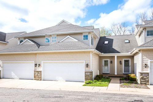 2072 Liberty Hts, Ann Arbor, MI, 48103-4582 | Card Image