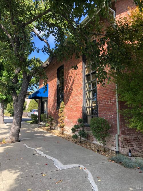189 E H Street, Benicia, CA, 94510 | Card Image