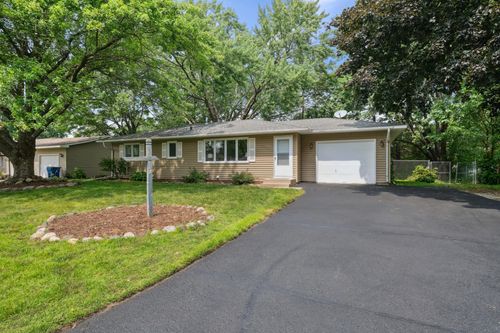 2041 Bluestone Ln, Eagan, MN, 55122-2830 | Card Image